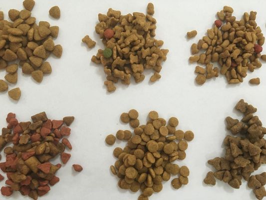 تمام اتوماتیک گیاه پردازش غذای سگ کارایی بالا 120-150 کیلوگرم / ساعت