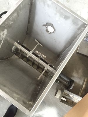 SS304 220 ولت 100 کیلوگرم/ ساعت ماشین ساخت غذای خشک سگ